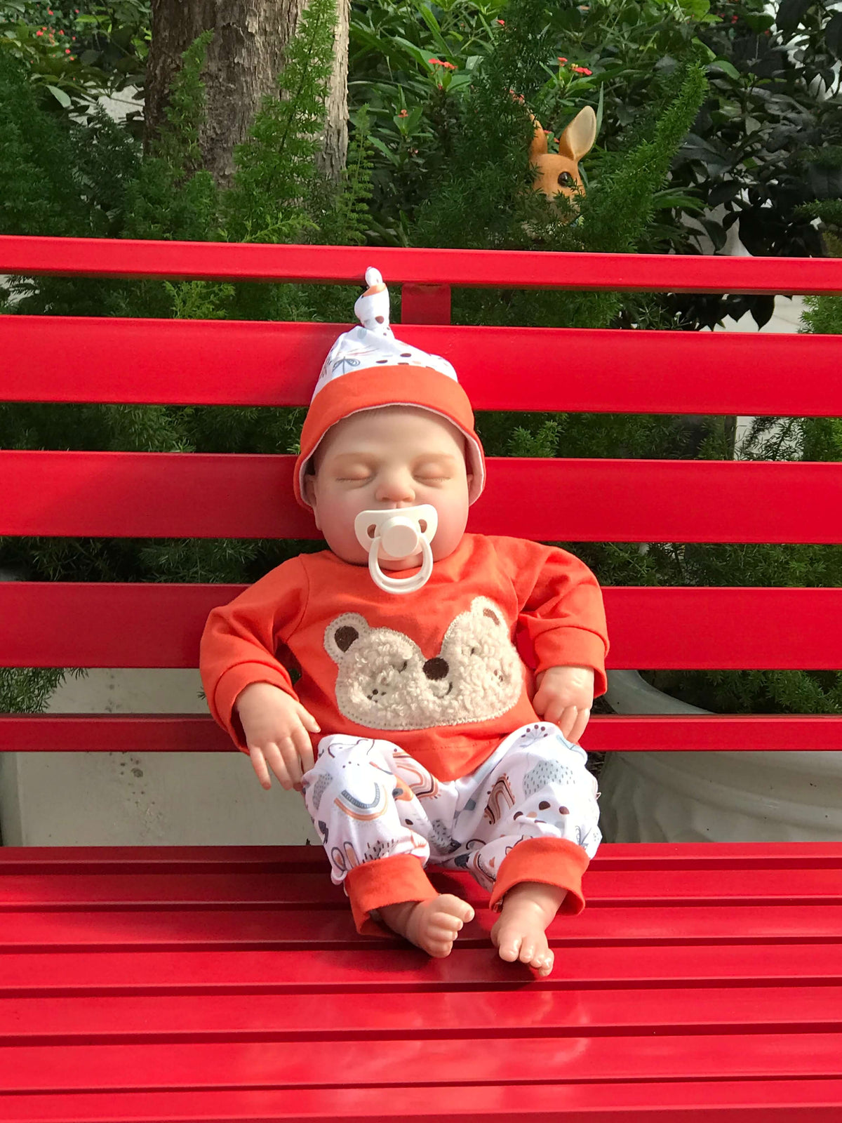 18 Zoll Reborn-Babypuppe im roten Outfit