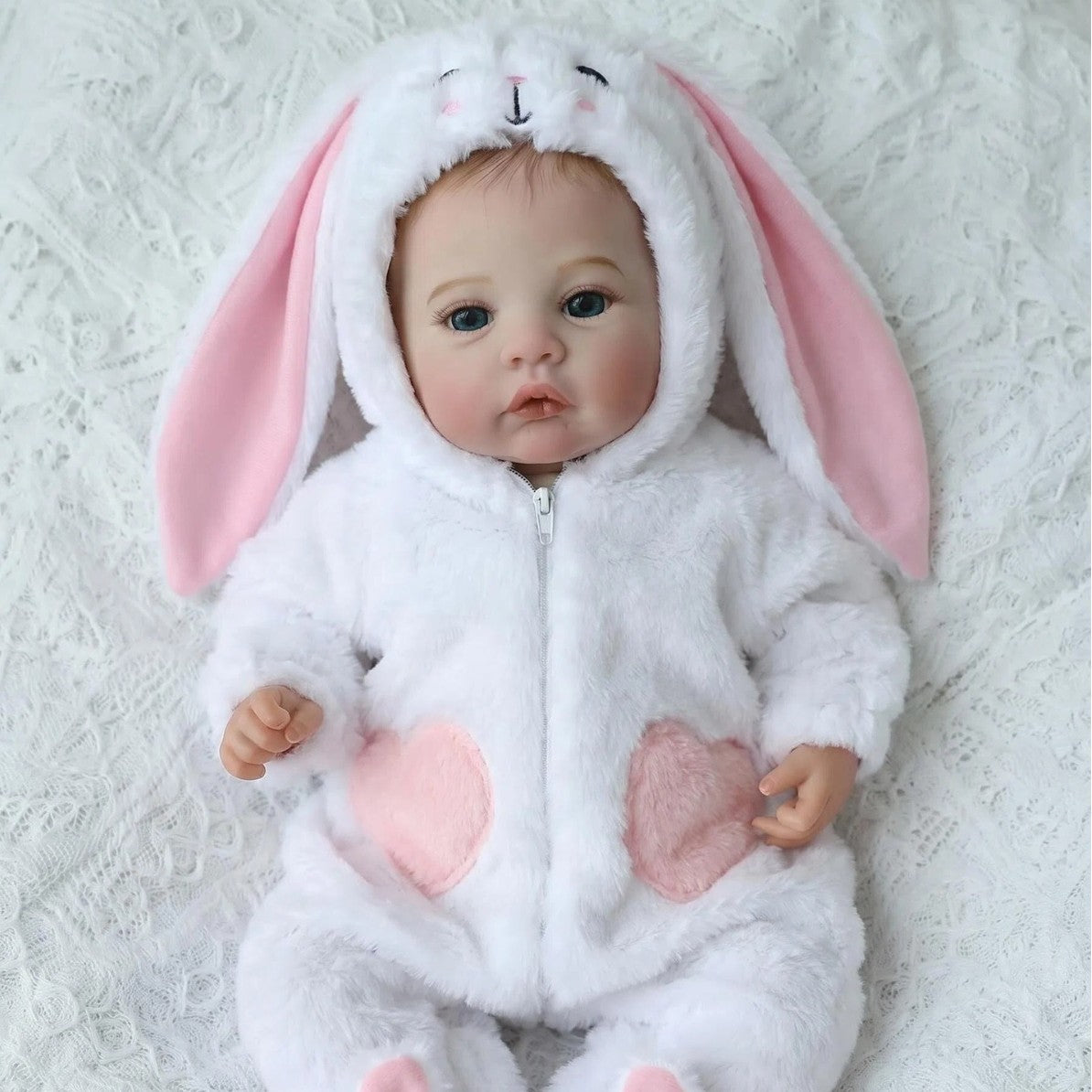 18 Zoll Reborn-Babypuppe, lebensechte Kuschelfigur mit 3D-Haut, Mehrschicht-Bemalung und sichtbaren Venen