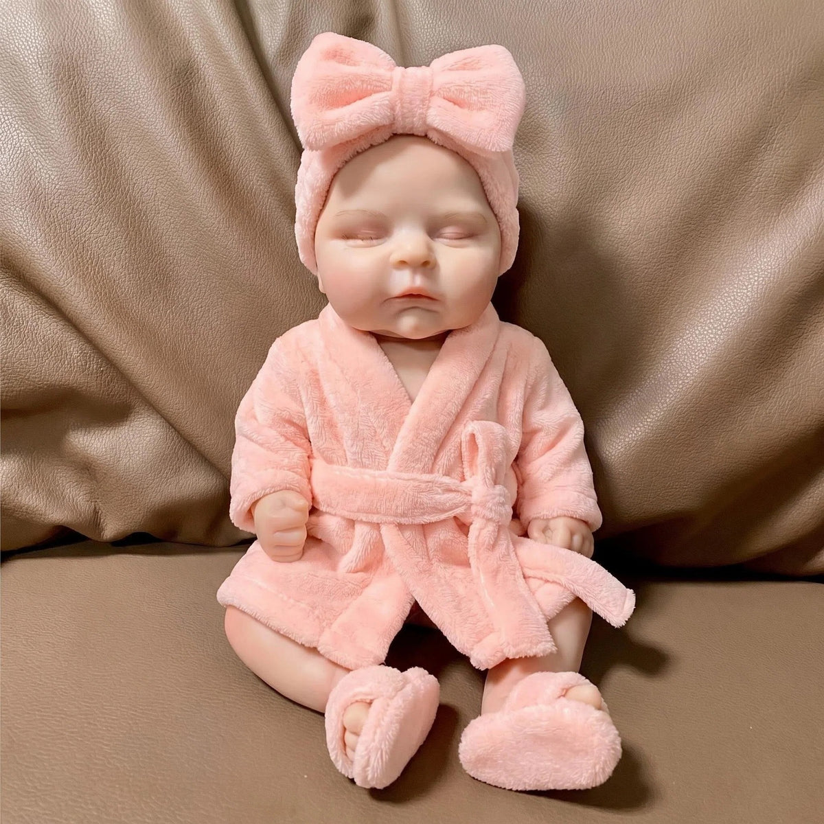 18-Zoll-Babypuppe aus Platin-Silikon Peaches, massive, realistisch gewichtete Mädchenpuppe mit Schnuller, widerstandsfähiges Sammler-Spielzeug