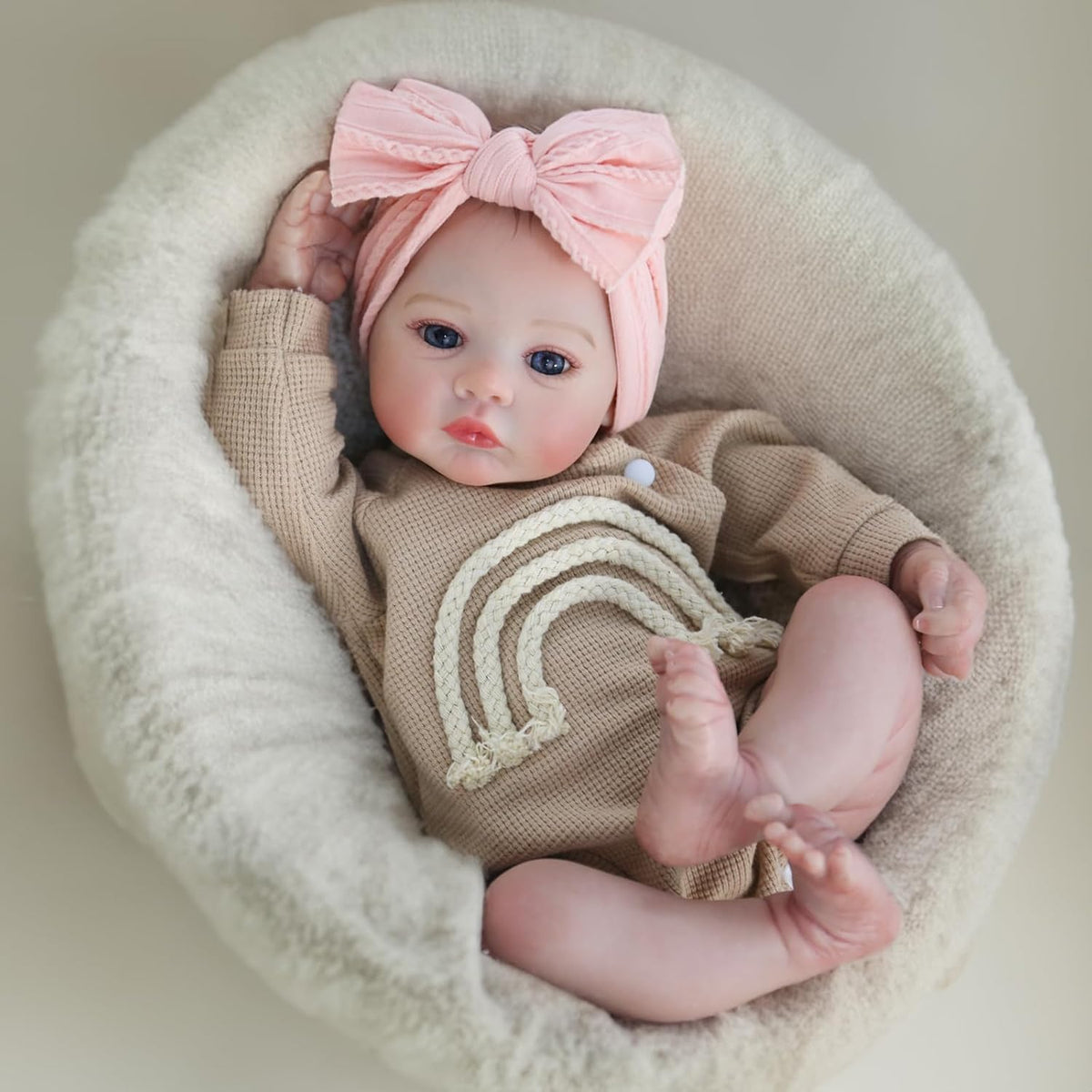 18 Zoll lebensechte Reborn-Babypuppe – Mädchen mit weichem, beschwertem Körper, realistisches Neugeborenen-Geschenkset für Kinder ab 3 Jahren