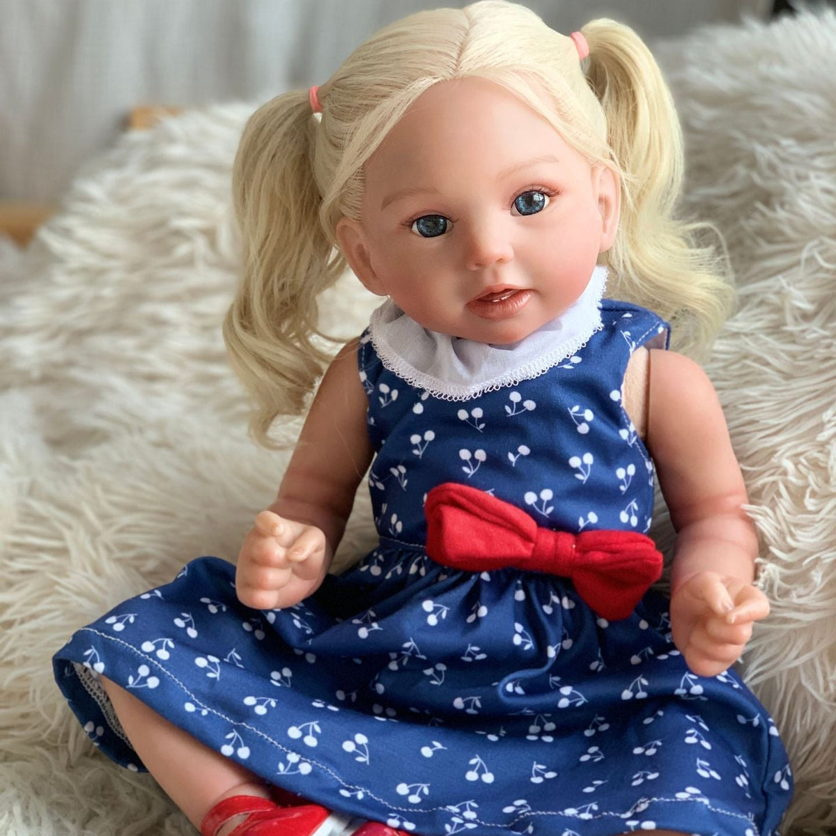 20 Zoll Reborn-Kleinkindpuppe mit Stoffkörper und blonden Haaren, in verschiedenen Ausführungen erhältlich, ideales Geschenk für Geburtstage und Feiertage