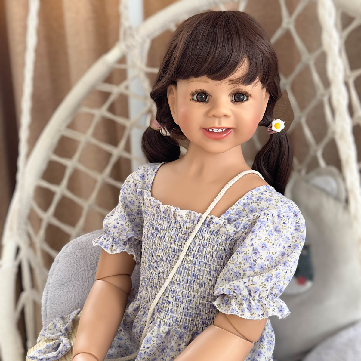 43 Zoll große, stehende Reborn-Kleinkindpuppen mit Ganzkörper-Vinyl und beweglichen Gliedmaßen, erstklassiges Überraschungsgeschenk für Geburtstagsfeiern und saisonale Festtage