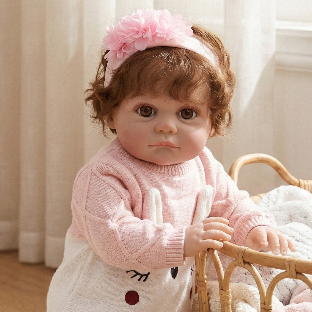 24-Zoll-Puppe mit handimplantieren Haaren und Stoffkörper, simulierte humanoide Spielpuppe als Geschenk oder Sammlerstück für Kinder