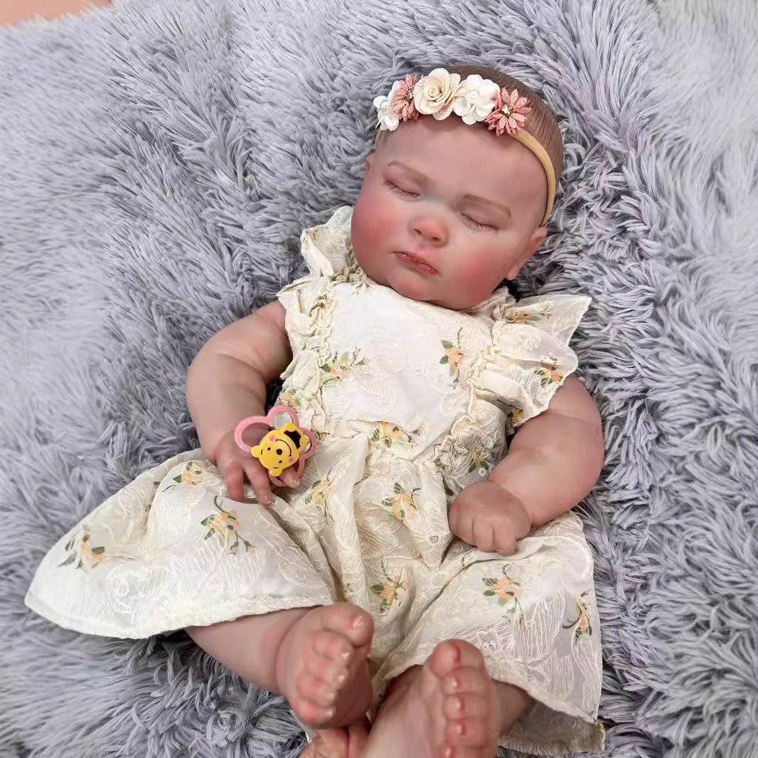 24-Zoll realistische Reborn-Neugeborenenpuppe mit Stoffkörper, detaillierter 3D-Haut, handgefertigte Sammlerpuppe für Mädchen und Puppenliebhaber