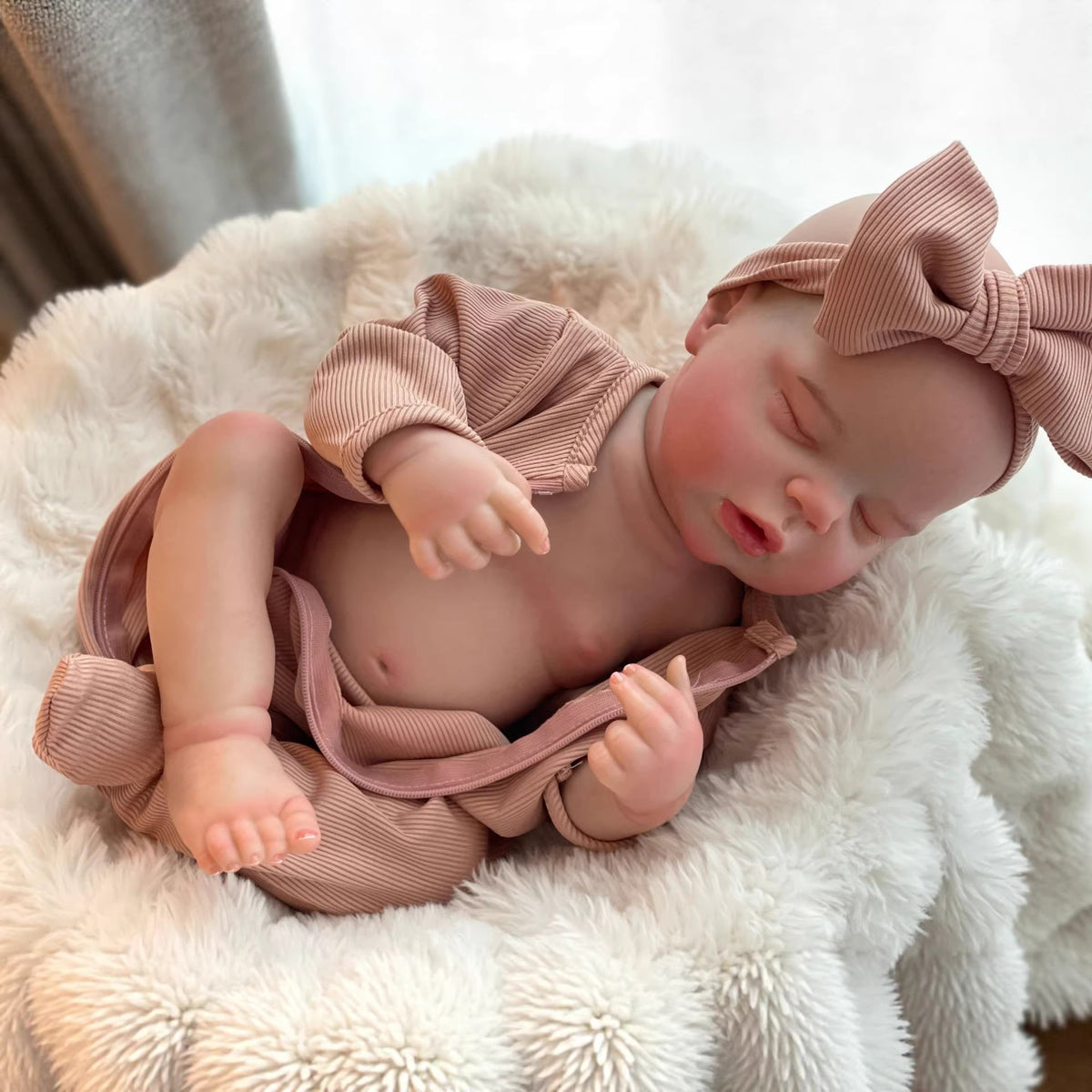 19 Zoll Simulationspuppe Reborn Puppe, exzellent bemalte 3D-Haut, Geschenk für Kinder