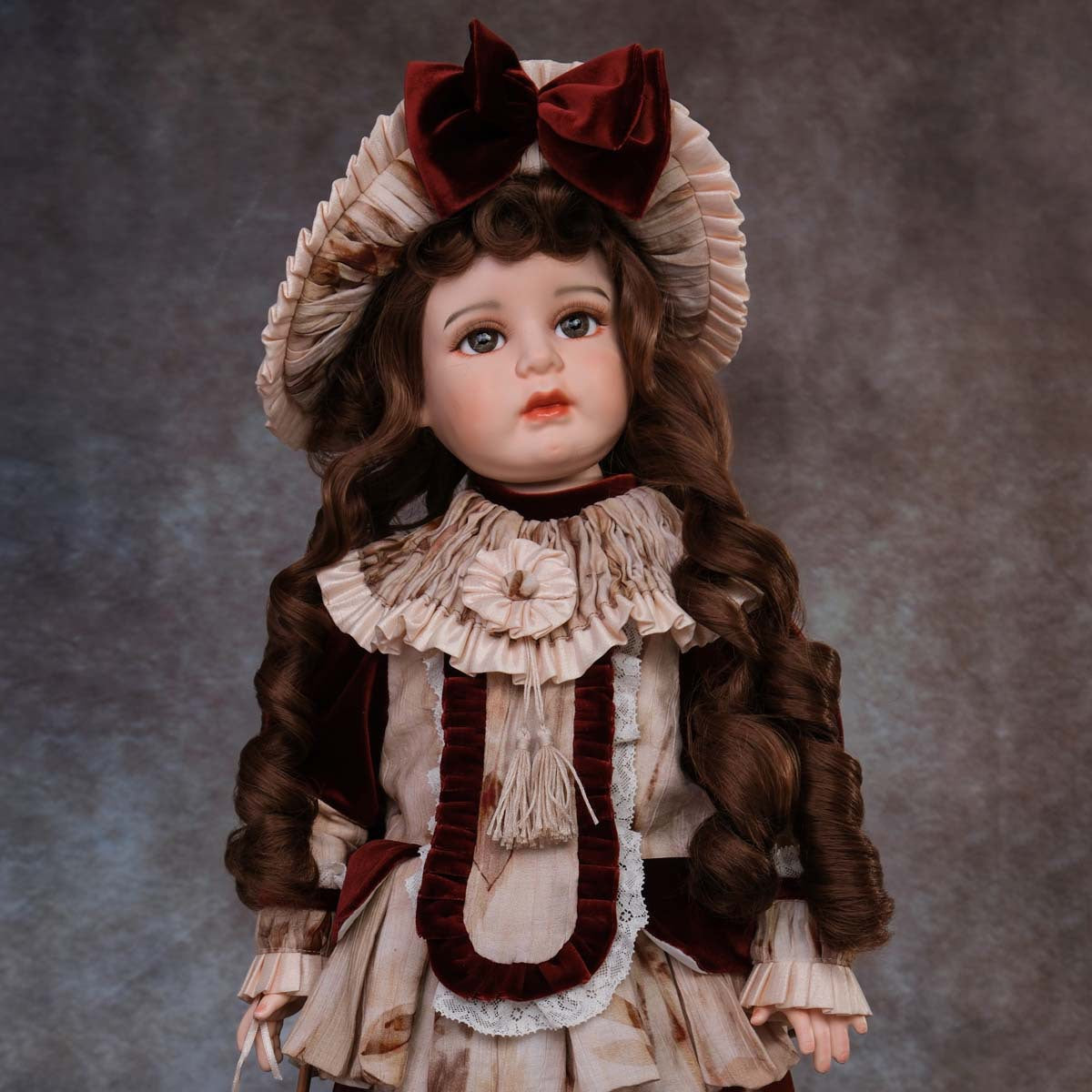 26-Zoll Vintage-Puppenfigur im königlichen Suppenschüssel-Stil aus Keramik, Stoffkörper, hochwertiges Geschenk, Sammlerstück, Dekorationsartikel.