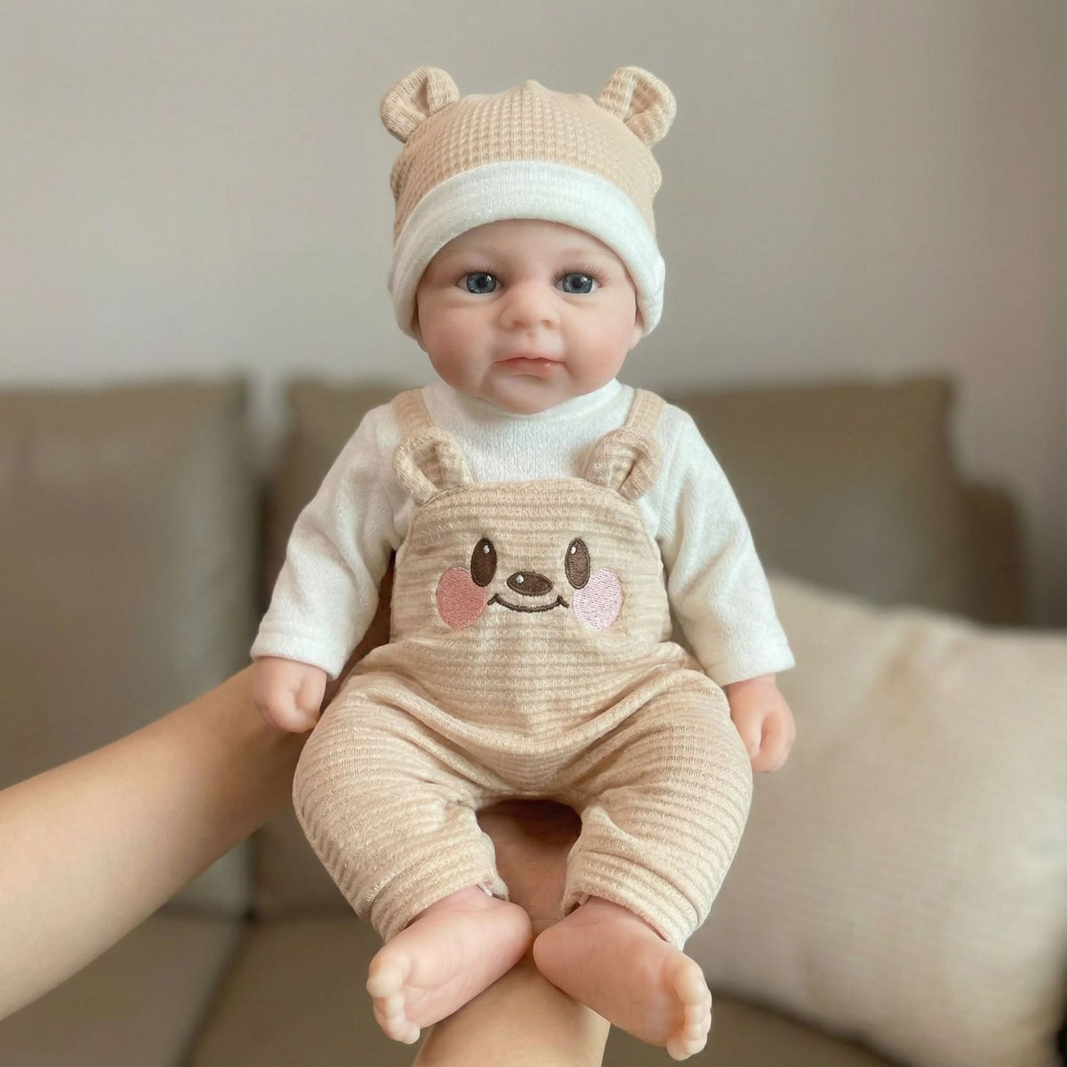 12-Zoll Reborn-Puppe aus Vollsilikon, hellfarbener Teddybär-Overall