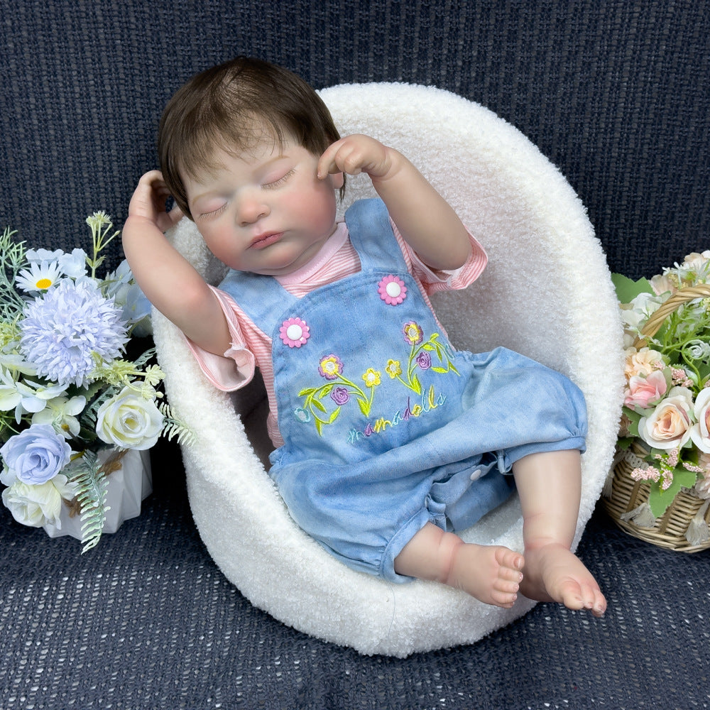 Geschenkidee für die Feiertage: Realistische 50 cm Baby-Puppe aus Vollvinyl