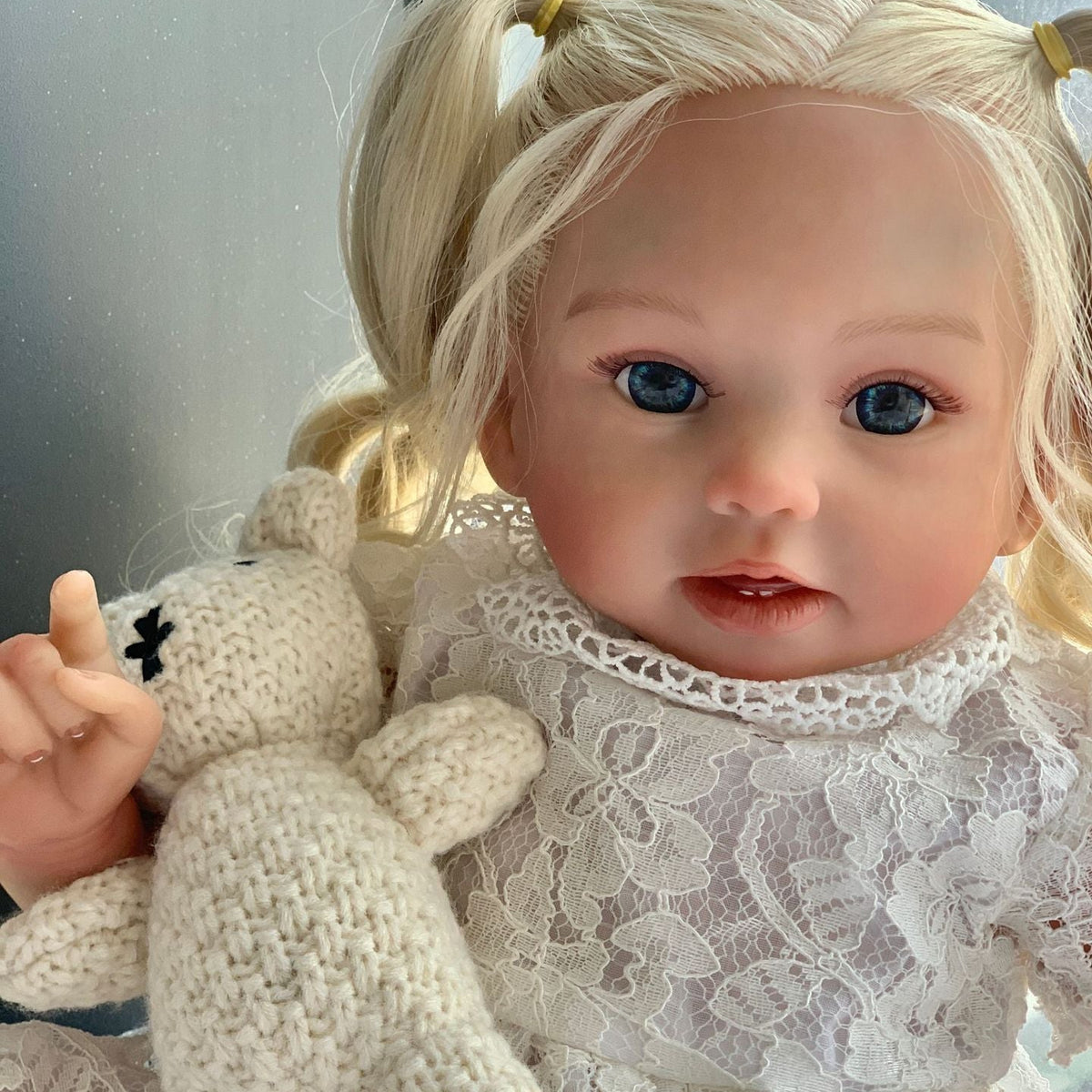 20 Zoll Reborn-Kleinkindpuppe mit Stoffkörper und blonden Haaren, in verschiedenen Ausführungen erhältlich, ideales Geschenk für Geburtstage und Feiertage