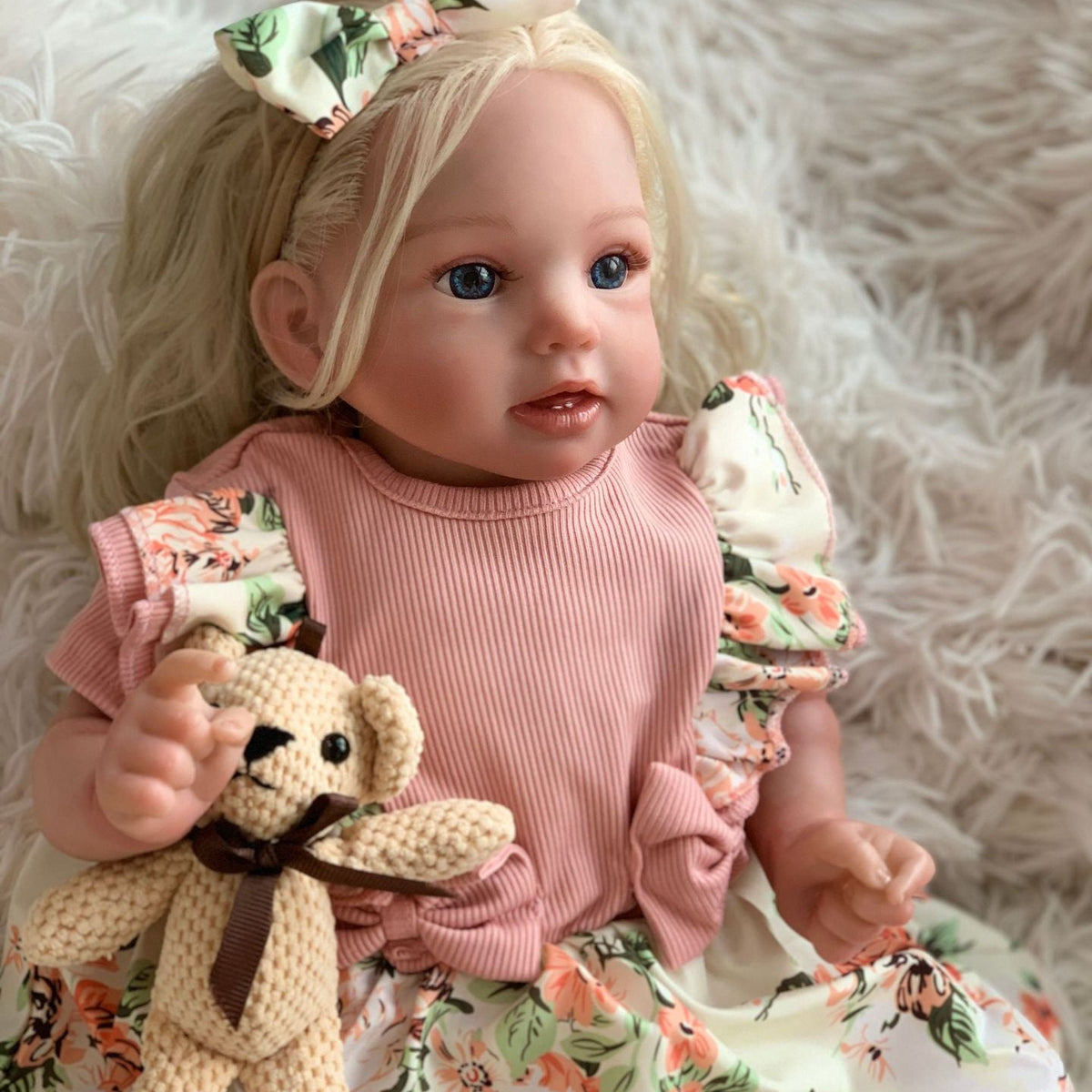 20 Zoll Reborn-Kleinkindpuppe mit Stoffkörper und blonden Haaren, in verschiedenen Ausführungen erhältlich, ideales Geschenk für Geburtstage und Feiertage
