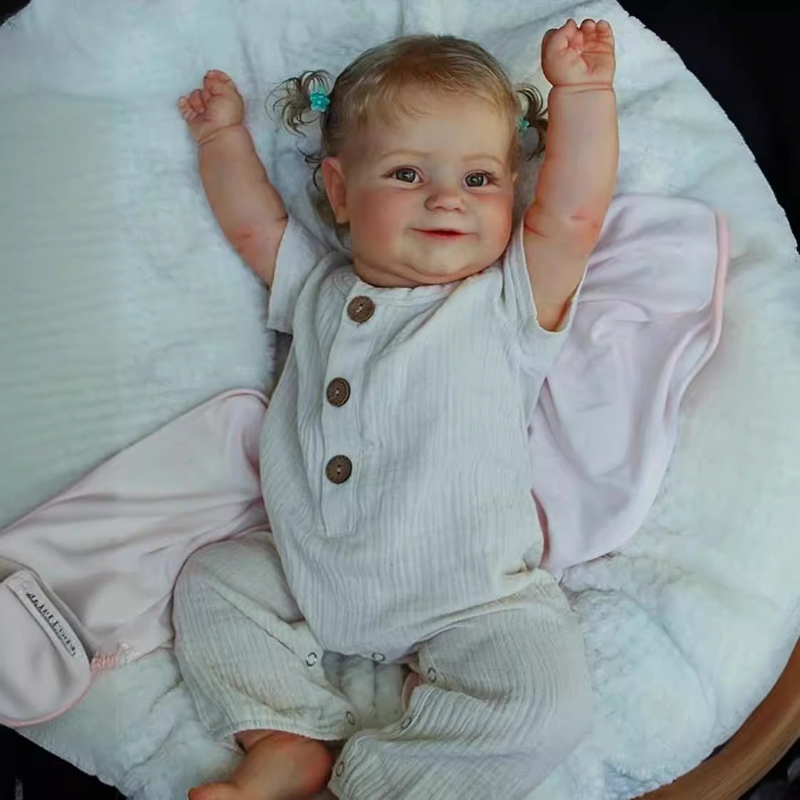 24 Zoll Reborn-Puppe Stoffkörper lebensecht mit sichtbaren Adern echte Puppe für Geschenke