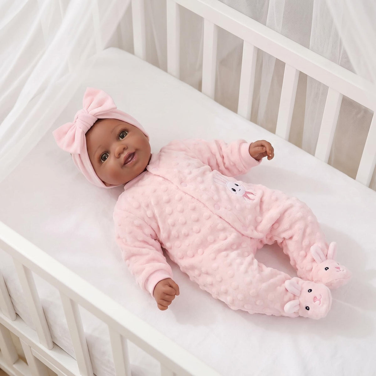 17-Zoll Reborn Babypuppe, schwarze weiche Stoffkörper realistische Neugeborenen-Babypuppe, lebensechte Babypuppe, handgefertigte Kunstpuppe
