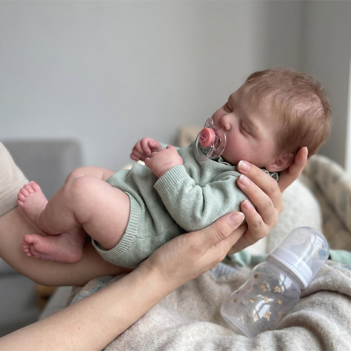 19-Zoll Reborn-Babypuppe mit Stoffkörper, süßes, lebensechtes Baby