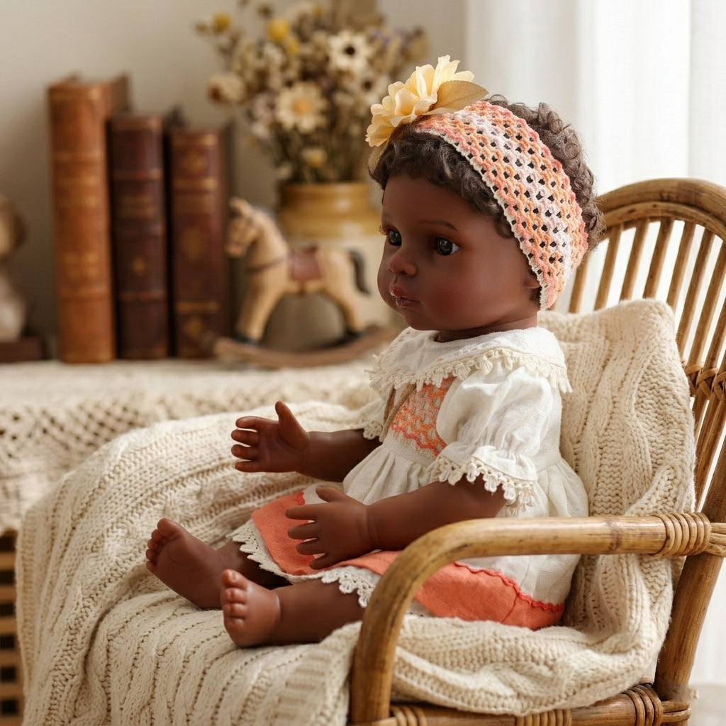 50 cm schwarze Reborn-Babypuppe, Simulationspuppe, Vollkunststoff, Mädchen mit implantierten Haaren
