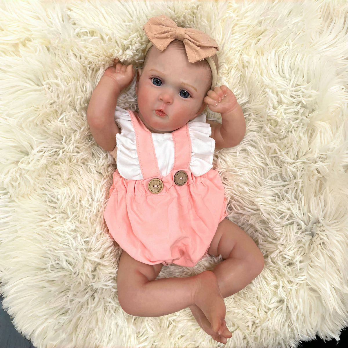 19 Zoll realistische Reborn-Babypuppe mit Stoffkörper, handgefertigte Neugeborenenpuppe, Geschenkspielzeug für kleine Mädchen und Sammler