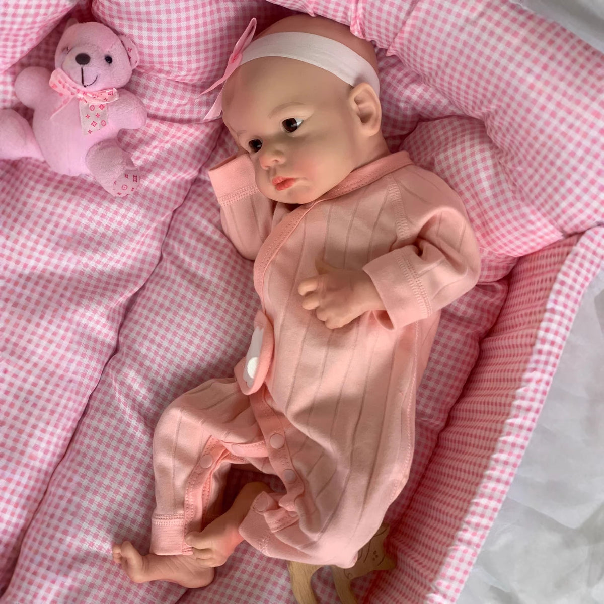 18-Zoll-Reborn-Puppe aus Vollsilikon, weiches Simulations-Baby als Begleitspielzeug
