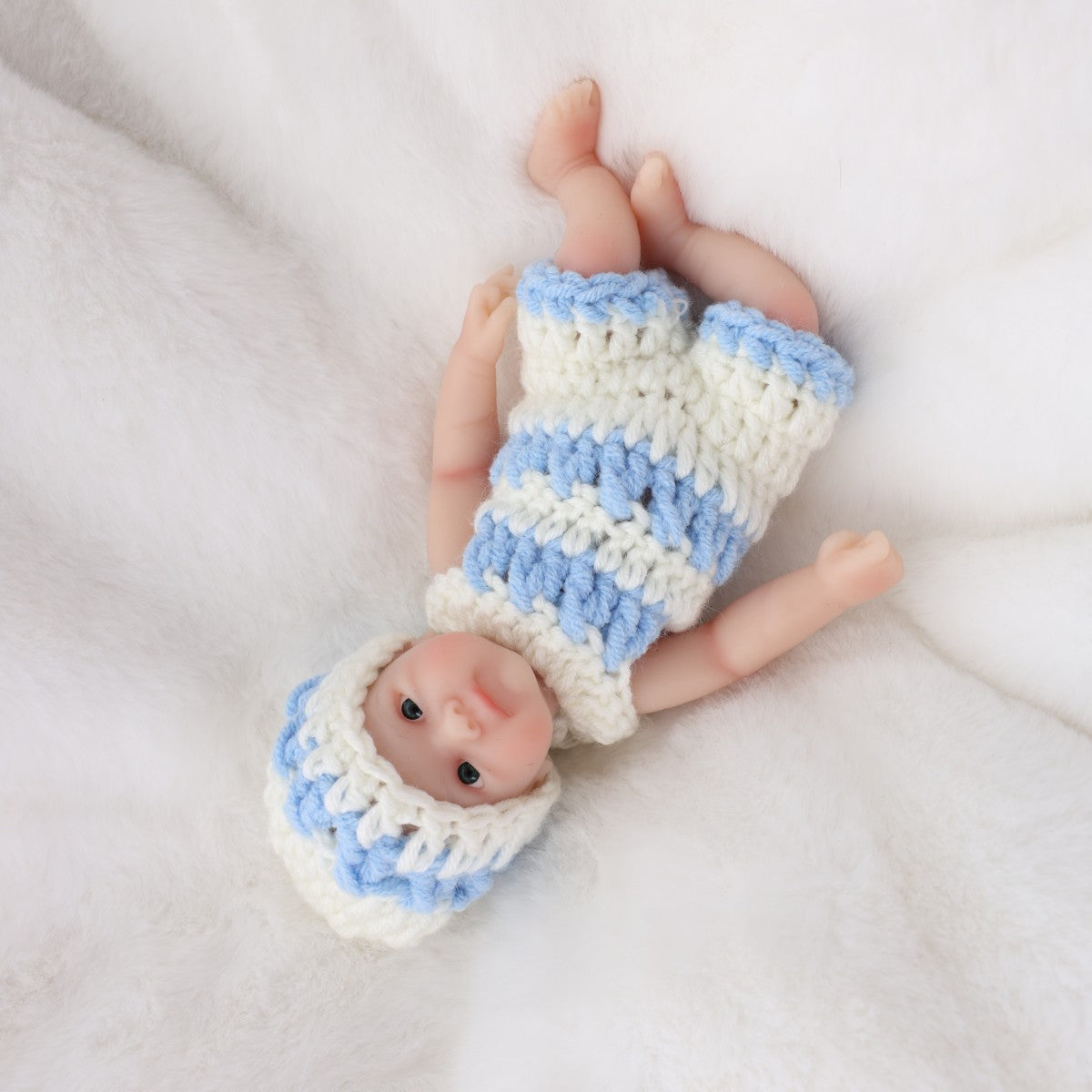 6-Zoll-Handflächen-Reborn-Babypuppe aus massivem Silikon, realistische, dehnbare Spielzeugpuppe als Geschenk für Kinder