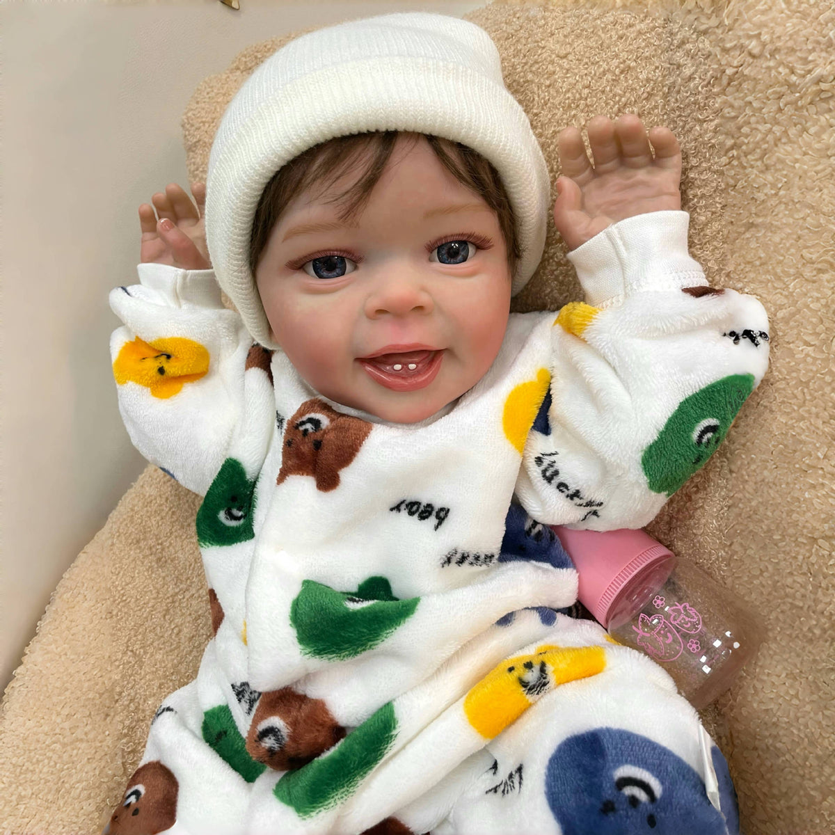 23 Zoll handgefertigte, lebensechte Reborn-Babypuppe mit Stoffkörper, realistischer 3D-Haut, Spielzeug für kleine Mädchen