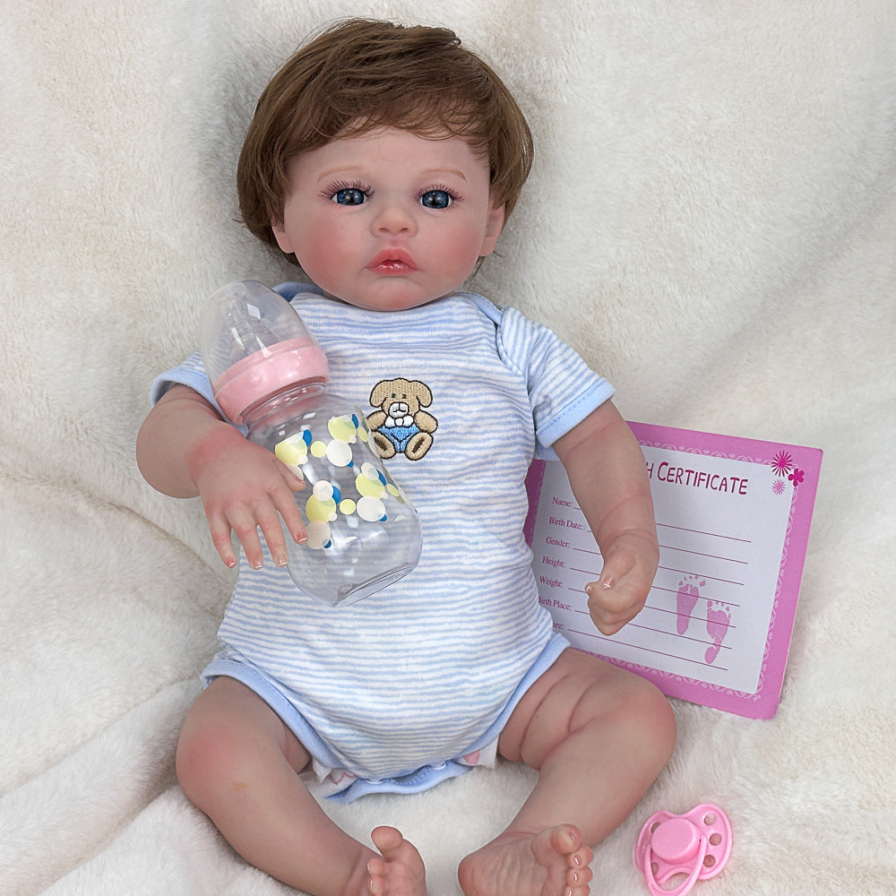 18 Zoll (ca. 46 cm) lebensgroße Ganzvinyl-Babypuppe, niedliches Outfit mit Bärenmuster, klassisches Erinnerungsstück für Geburtstage und die Feiertagssaison