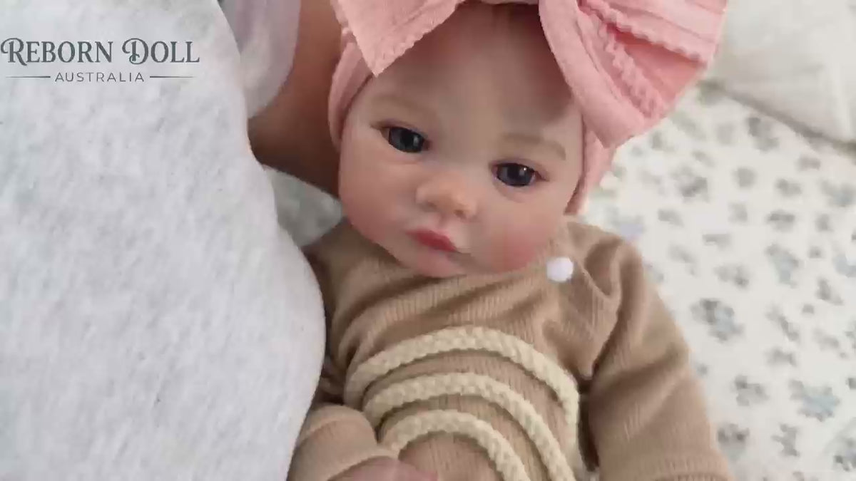 18 Zoll lebensechte Reborn-Babypuppe – Mädchen mit weichem, beschwertem Körper, realistisches Neugeborenen-Geschenkset für Kinder ab 3 Jahren